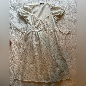 Brandy Melville Floral Mini Dress. Ivory & Blue. One size